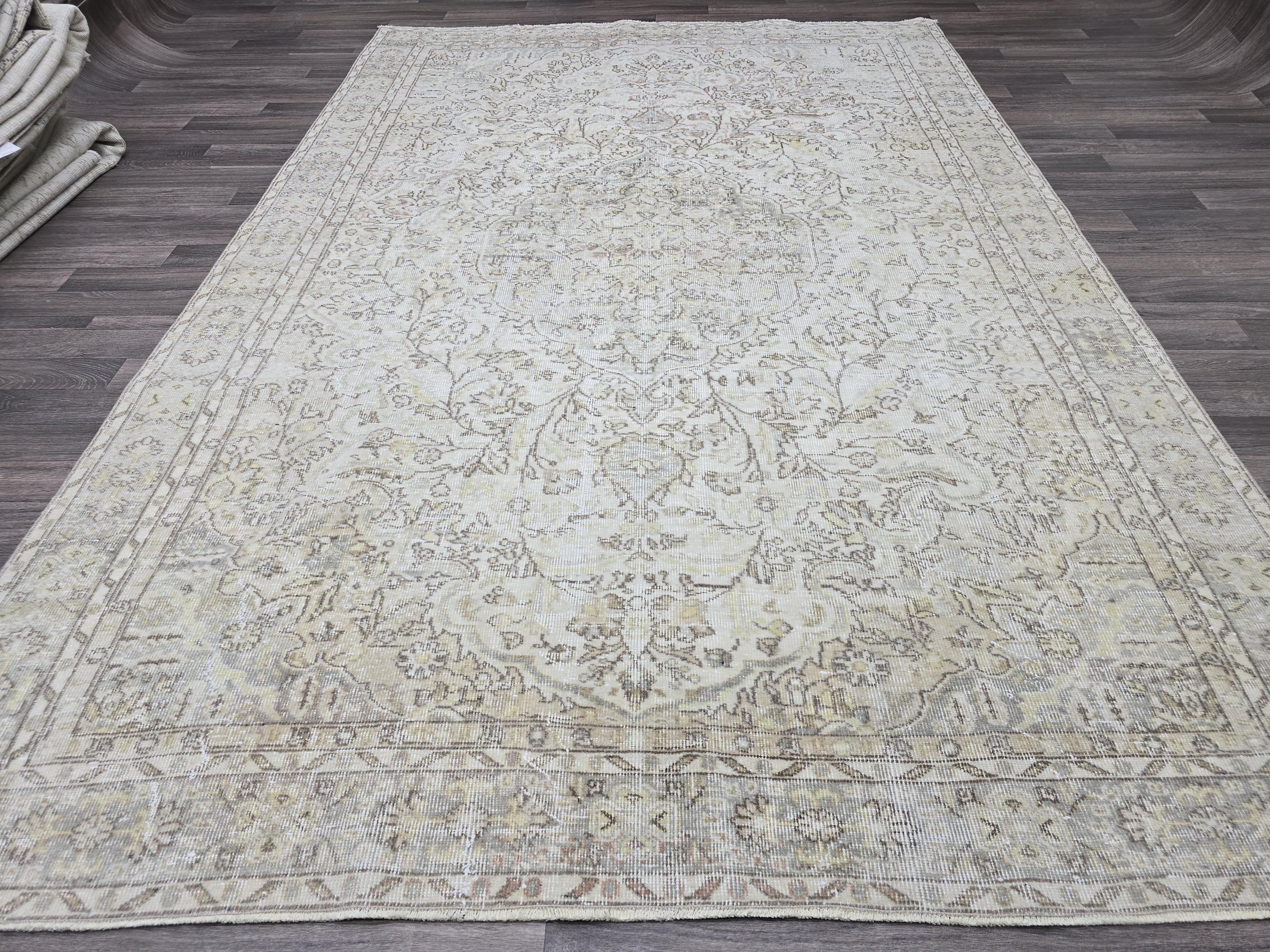 7x10 Vintage Turkish Oushak Rug: Handknotted Wool, Muted Neutral
