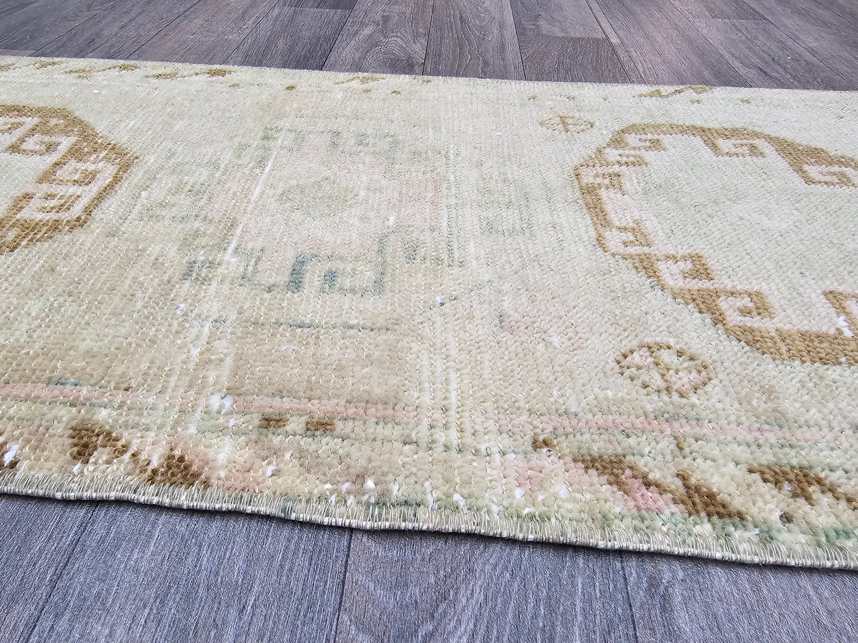 Handwoven Wool Turkish Rug: Neutral Vintage Oushak Bath Mat (18.50x35.45 inches)