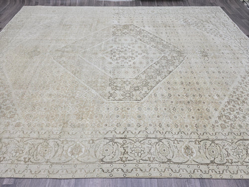 10x12 Neutral Vintage Rug/ Handmade Wool Turkish Rug for Livingroom and Bedroom/ Muted Oushak Area Rug for Bedroom and Office/ Heriz Rug