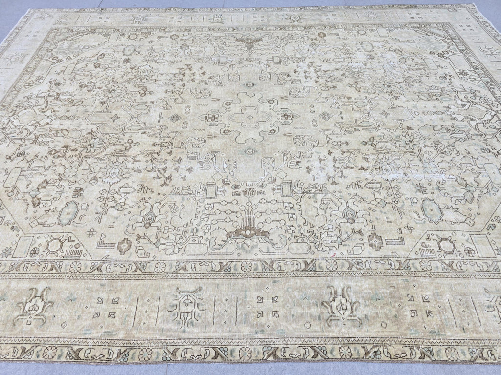Vintage Rug 8x11 | Faded Oatmeal All Over Floral Area Rug | Hand Knotted Wool Neutral Turkish Carpet | Living Room Bedroom Boho