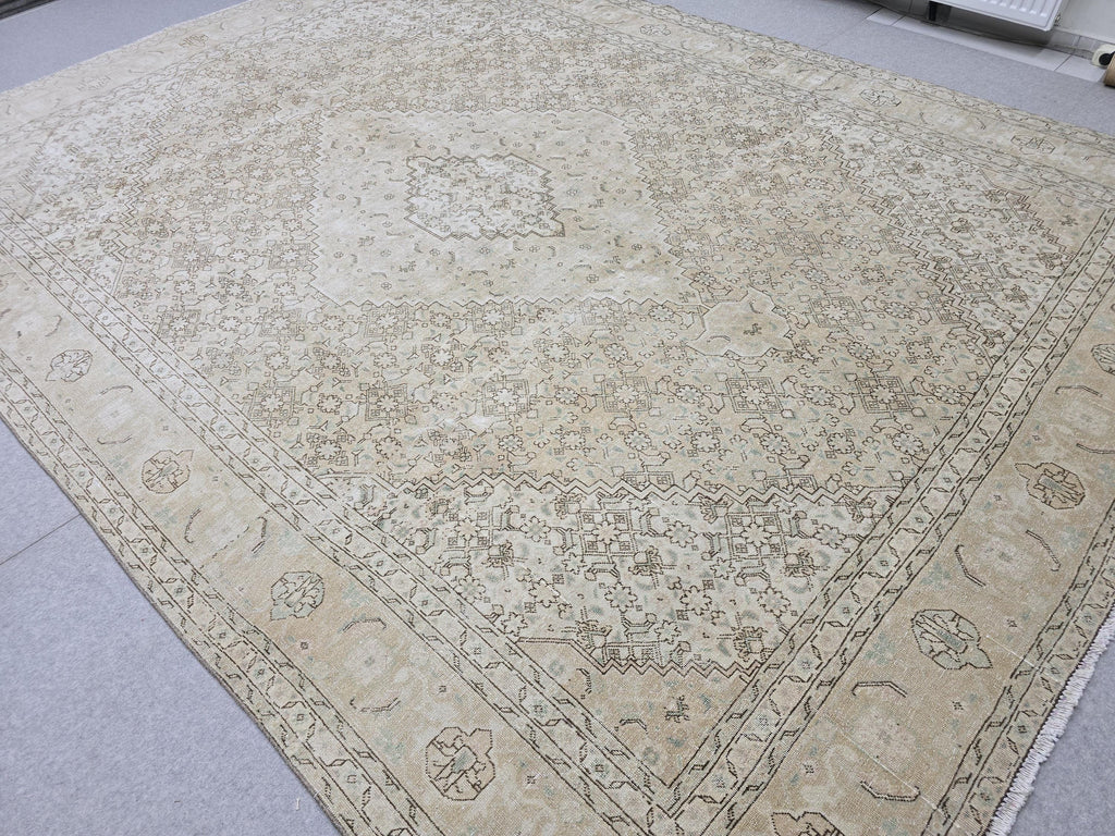 9x12 Oushak Rug | Muted Sand Beige Neutral Vintage Turkish Carpet | Hand Knotted Wool Area Rug for Living Room