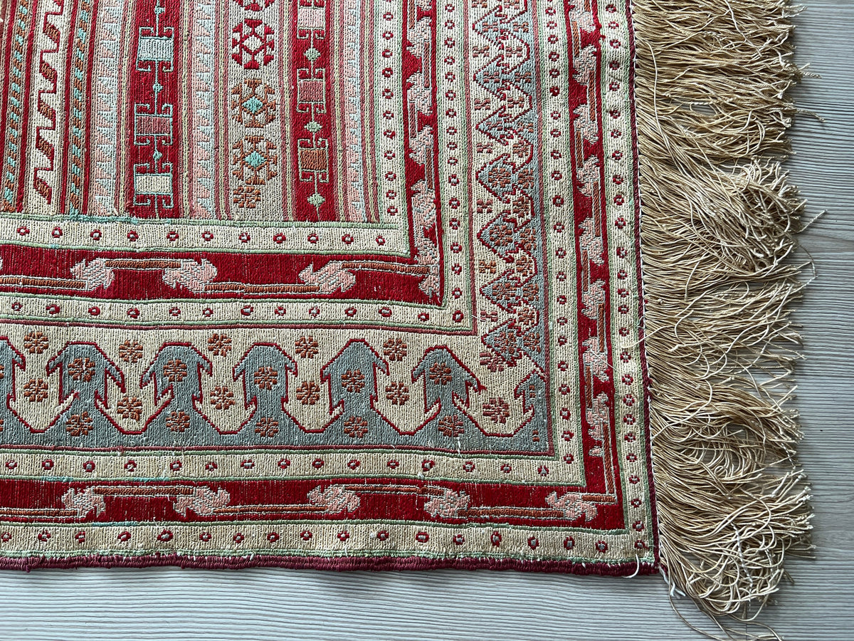 6x9 Vintage Soumak Kilim Rug: Hand-Knotted Wool Striped Rug
