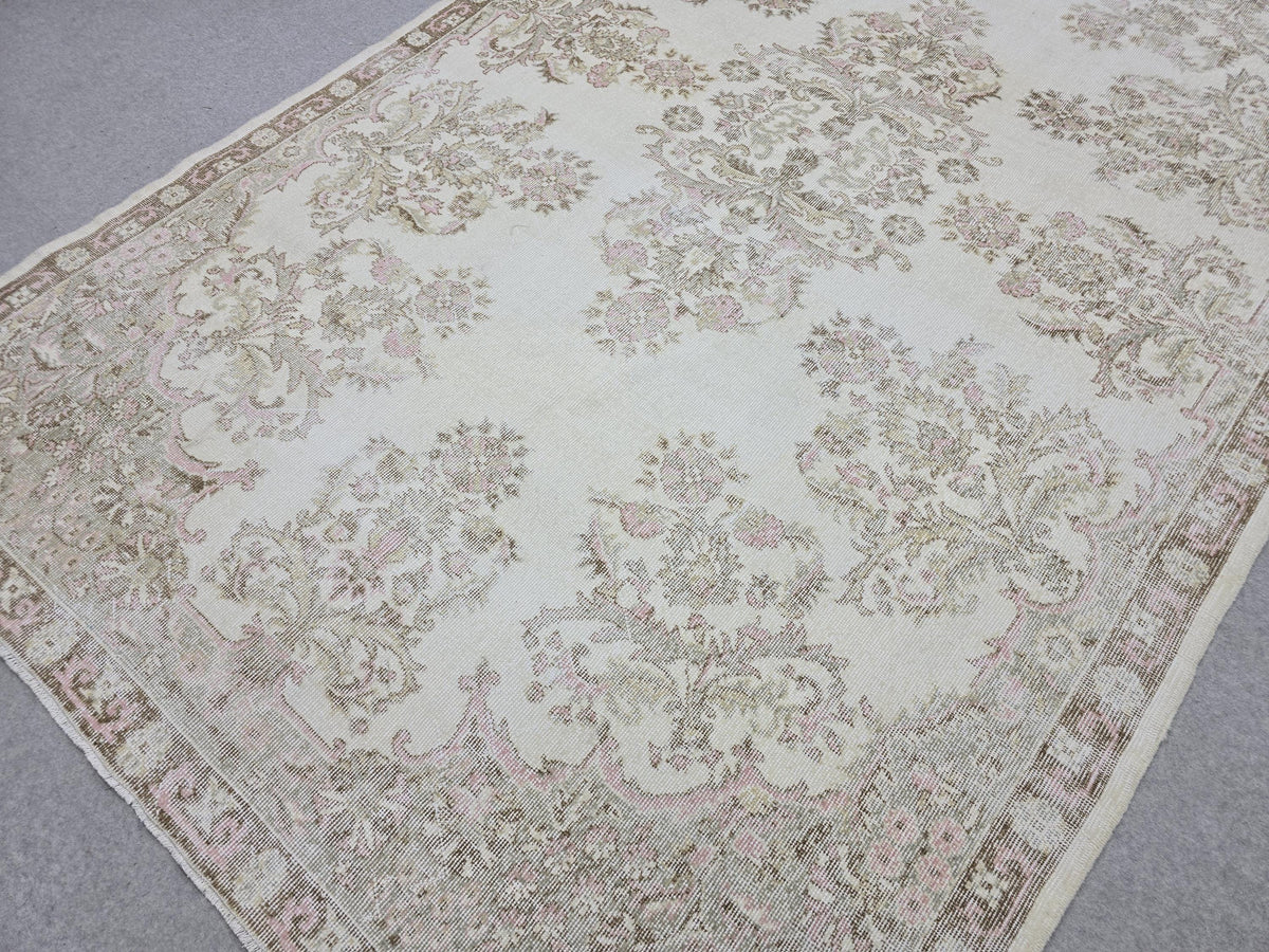 Vintage Rug 6x10, Cream Floral Hand Knotted Turkish Area Rug, Muted Pink Neutral Wool Rug, Boho Living Room Bedroom Farmhouse Decor