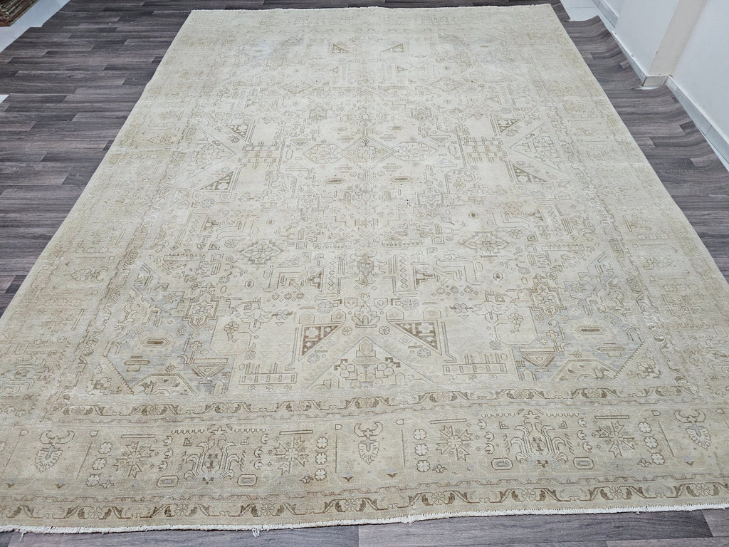 9x12 Distressed Oversize Neutral Anatolian Rug | Geometric Wool Area Rug