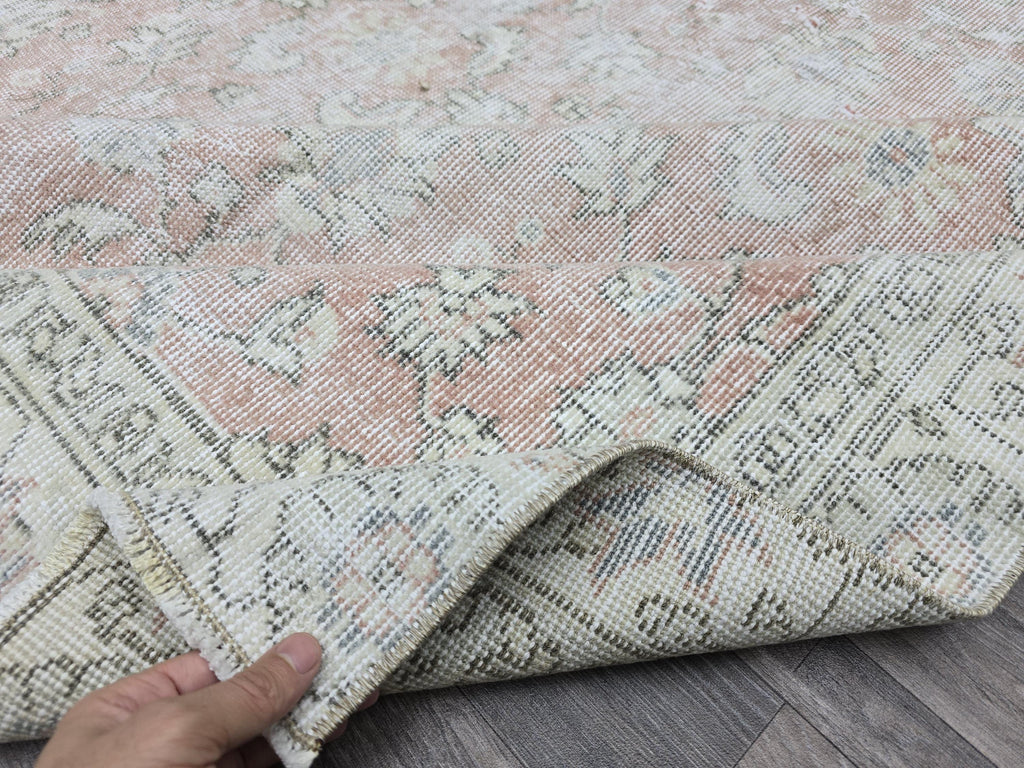 Vintage Turkish Oushak Rug: 4.5x8 Wool Handknotted Floral Carpet