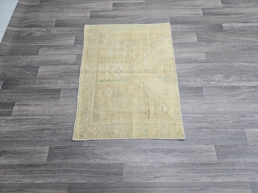 2x3 Small Vintage Handmade Wool Rug - Oushak Doormat for Bathroom //2.3x3.20 feet