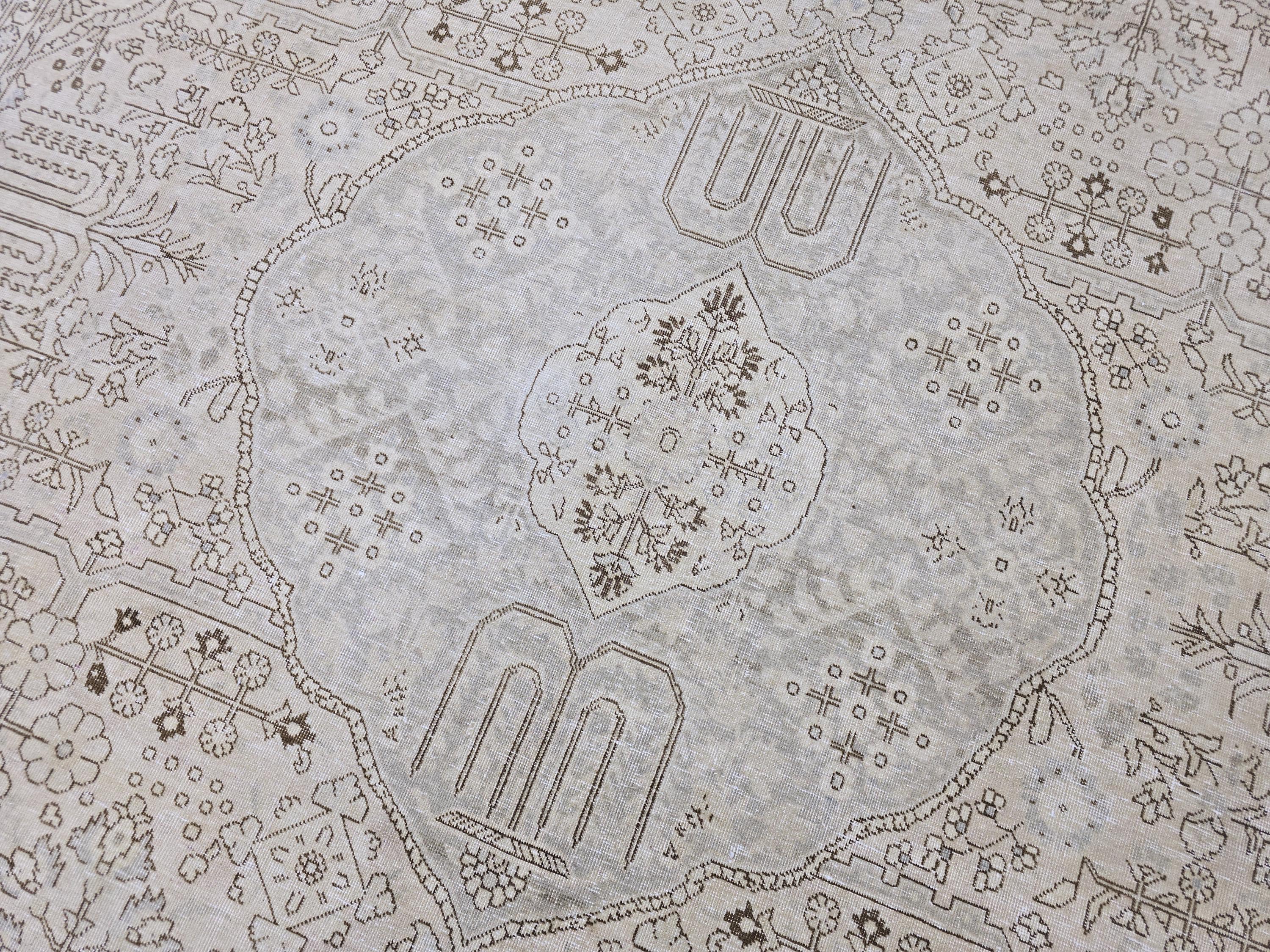 Oushak Rug 9x12, Muted Beige Cream Vintage Turkish Area Rug, Medallion Floral Wool Rug for Living Room