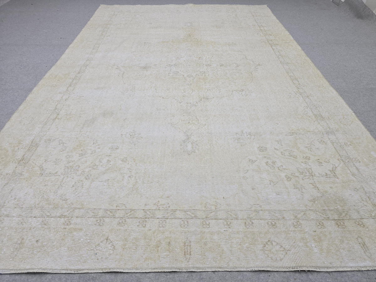 7x10 Cream/Beige Hand Knotted Turkish Area Rug