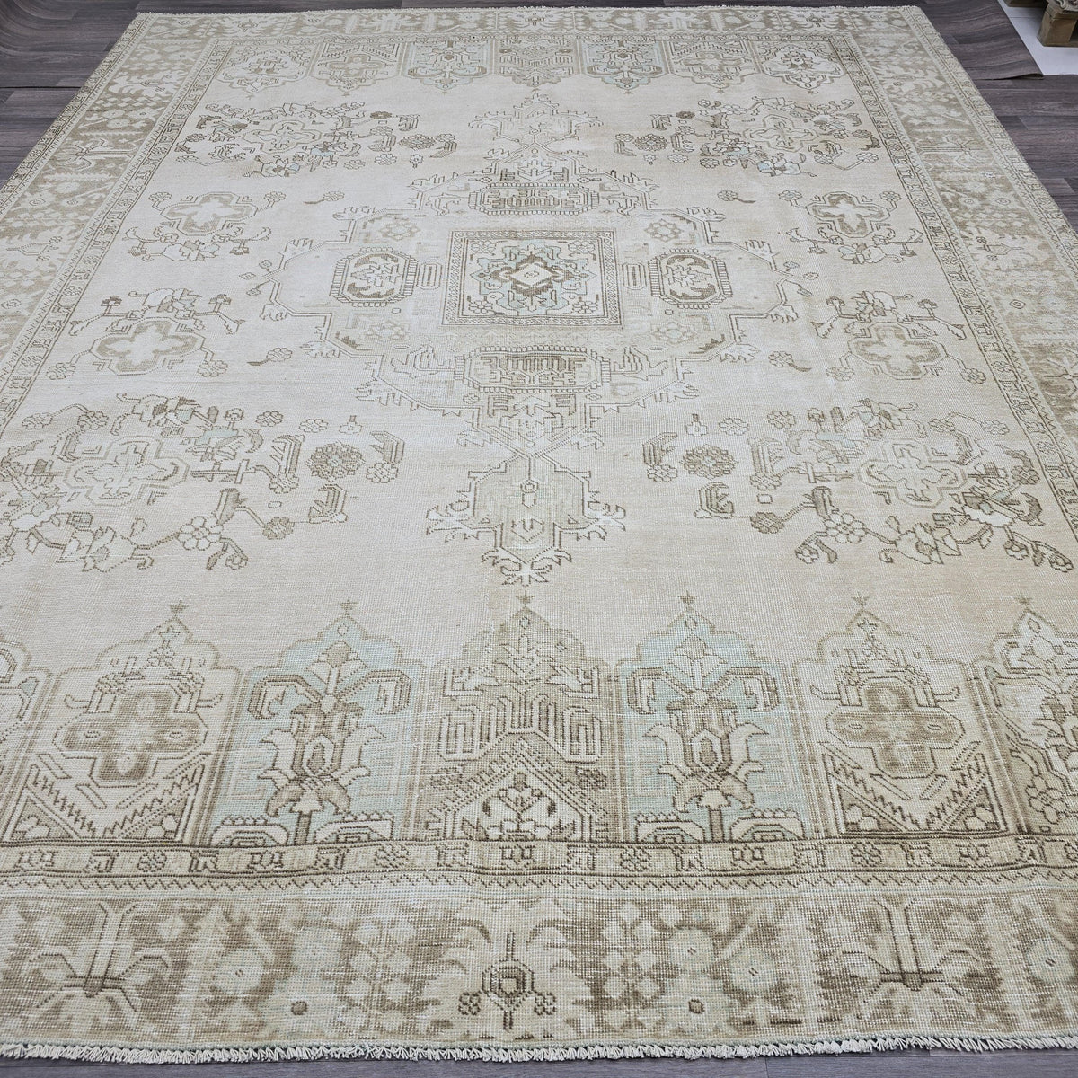 9.5x12.5 ft Antique Mahal Rug: Large Wool Oriental Carpet