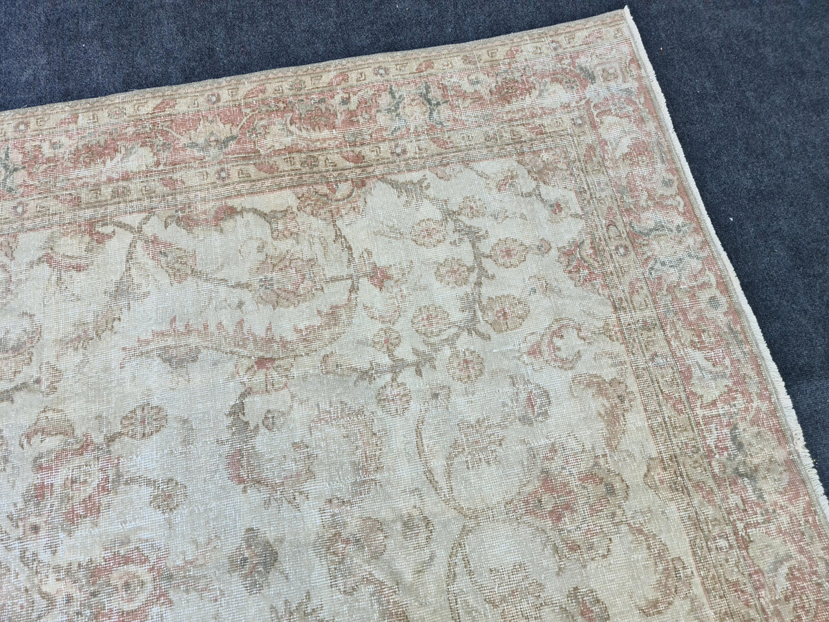 6x9 Faded Turkish Rug: Hand Knotted Wool Oriental Carpet