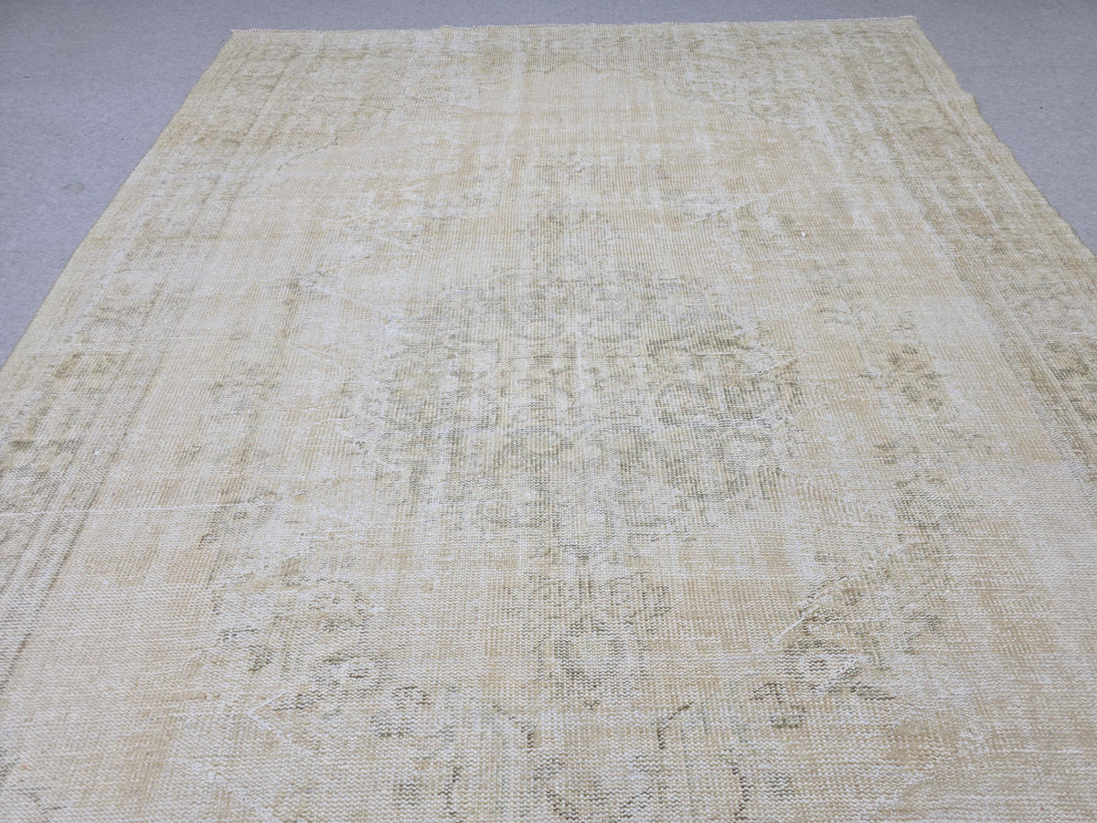 7x10 Vintage Turkish Oushak Rug: Handknotted Wool, Muted Neutral