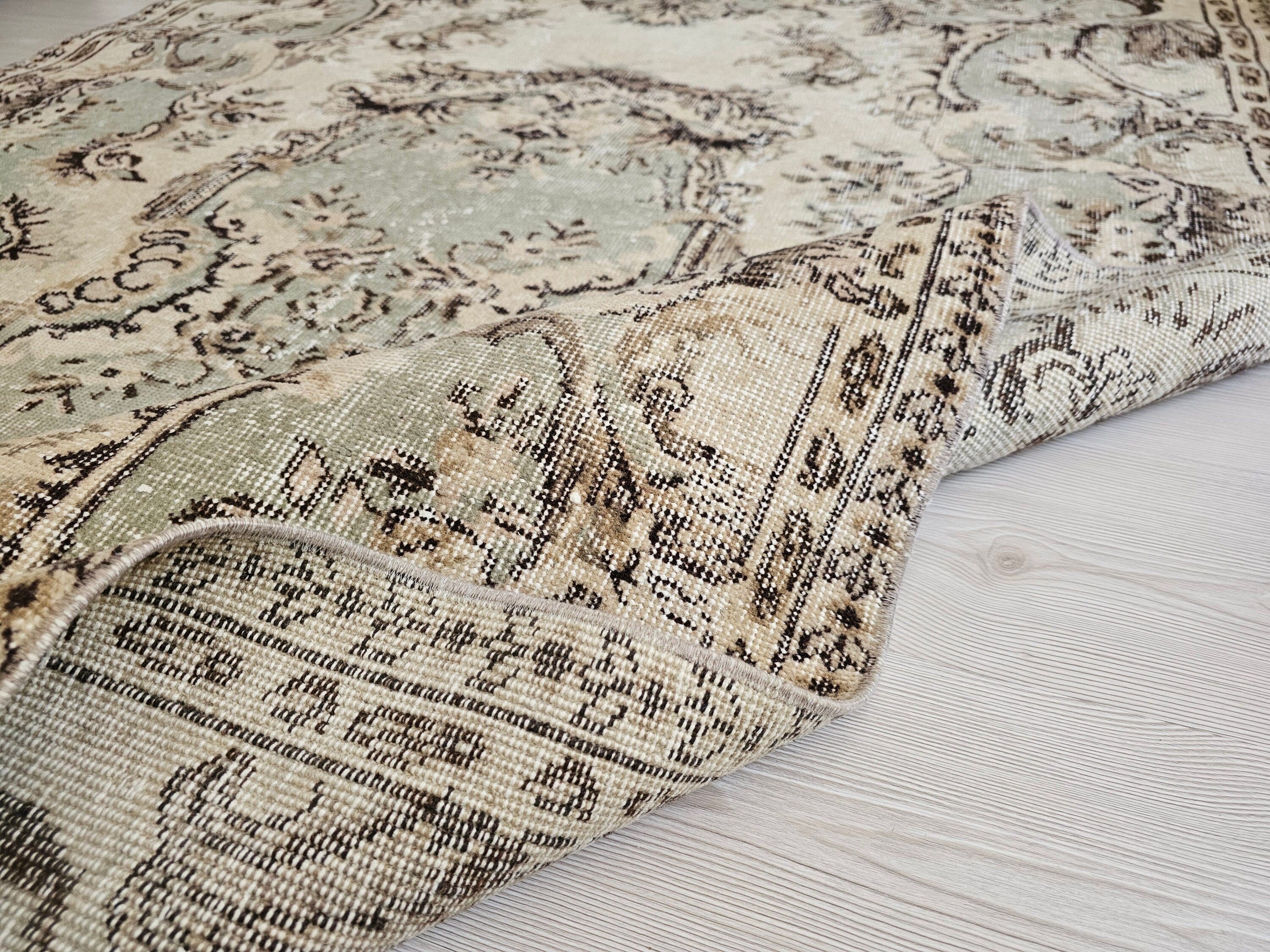 Handmade Wool Turkish Oushak Rug: 5x8 Vintage Bohemian Carpet