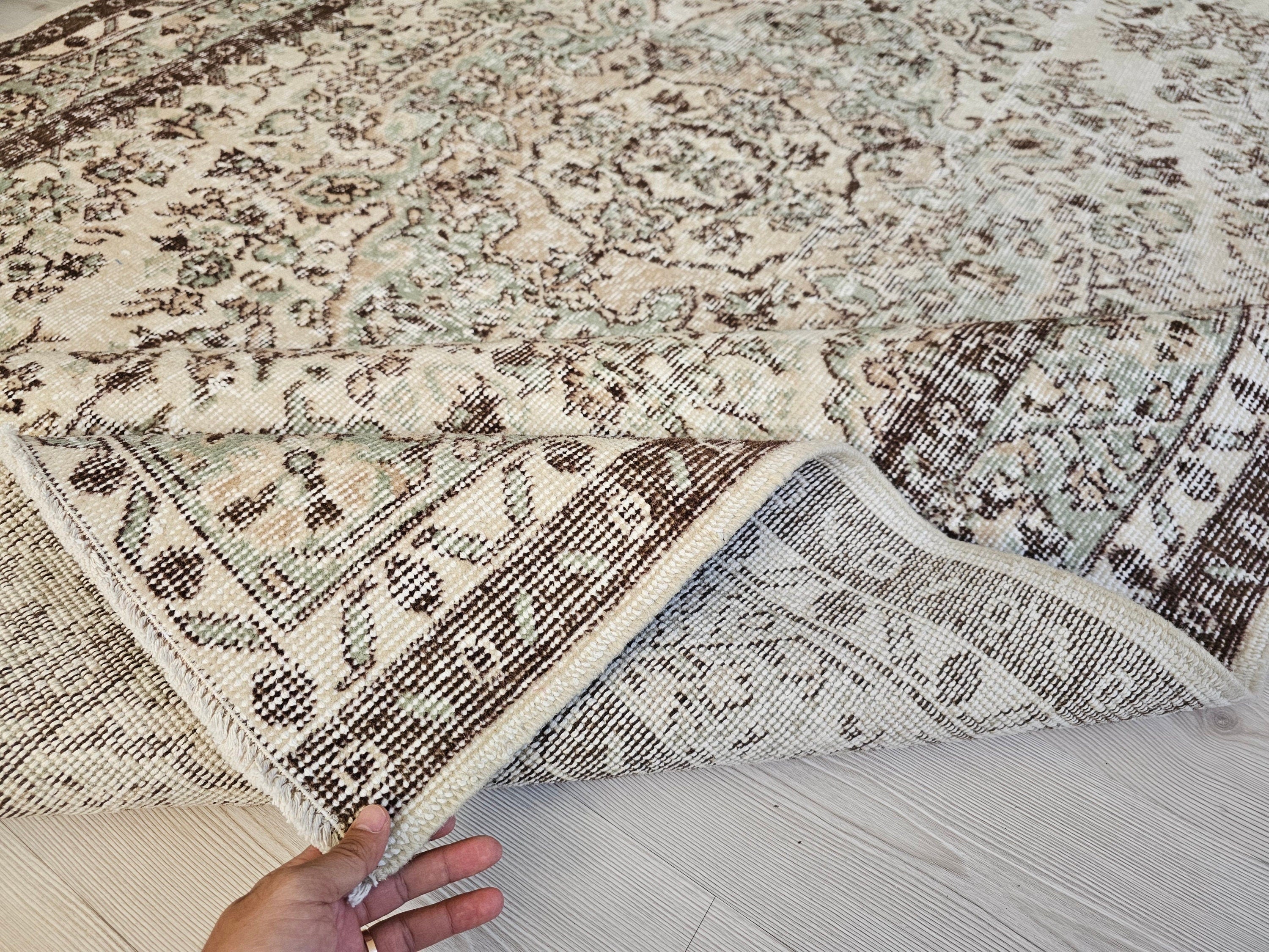 6x9 Vintage Turkish Rug for Bedroom - Handmade Wool Oushak Rug //5.90x9.60 feet