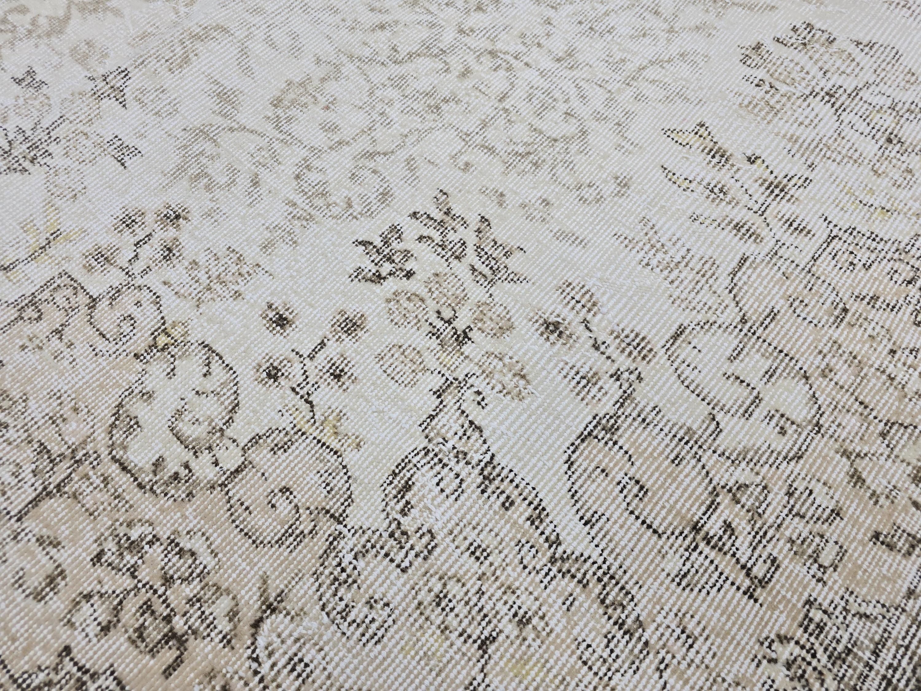 Vintage Turkish Oushak Rug: 6.5x9.5 ft, Beige Wool Floral Carpet