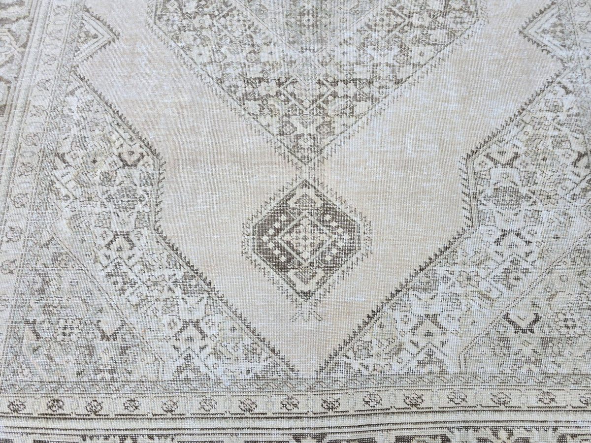 8x10 Vintage Turkish Oushak Rug: Handwoven Wool, Neutral Boho Decor