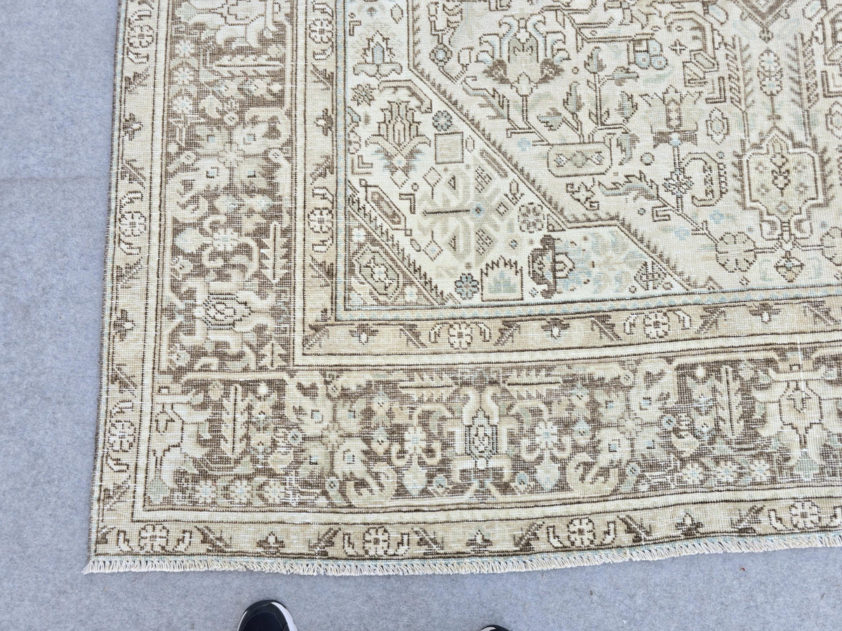 Turkish Rug 8x11, Vintage Hand Knotted Wool Rug, Sand Beige Blue Accent Area Rug for Living Room, Faded Tribal Carpet, Farmhouse Decor
