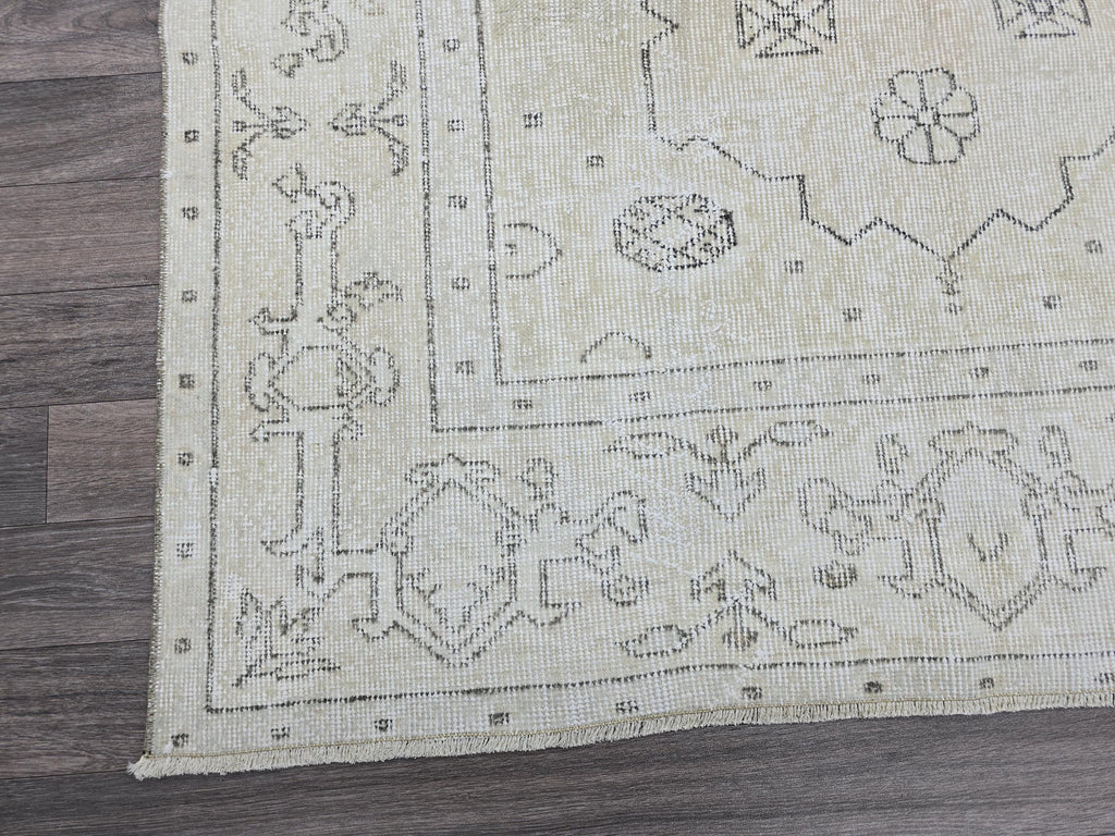 4x7 Oushak Rug - Neutral Vintage Turkish Rug: 4.3x7.7ft Hand-Knotted Wool Rug