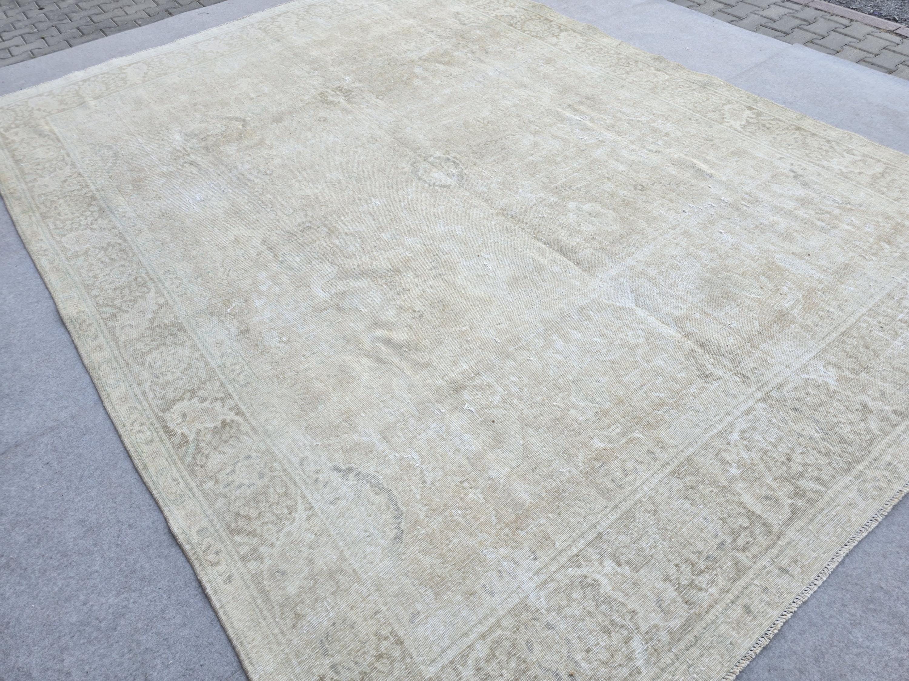 9.5X13 Heriz Design Neutral Oversize Turkish Rug/ Large Vintage Carpet/ Hand Knotted Wool Oushak Rug/ Distressed Area Rug/ 9.5X12.8 feet