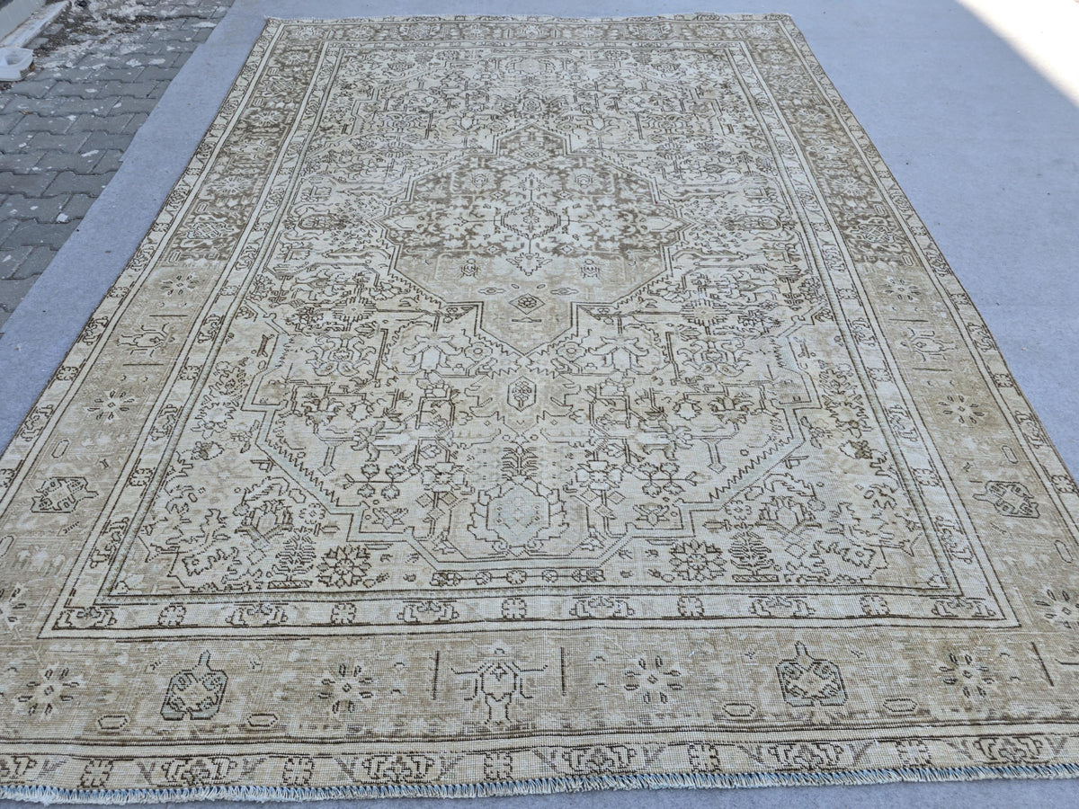 Vintage Rug 8x11, Mocha Brown Turkish Area Rug, Faded Hand Knotted Wool Carpet, Neutral Medallion Rug for Living Room, Office Decor
