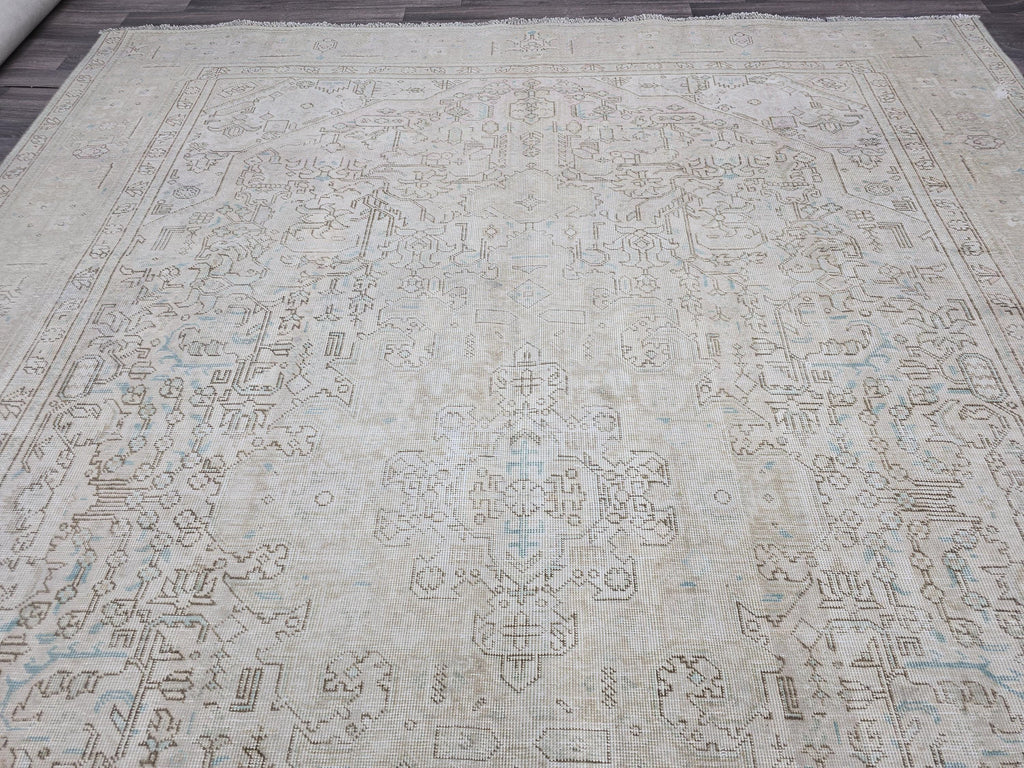 Classic Vintage Neutral Turkish Area Rug //9.60x11.75 feet