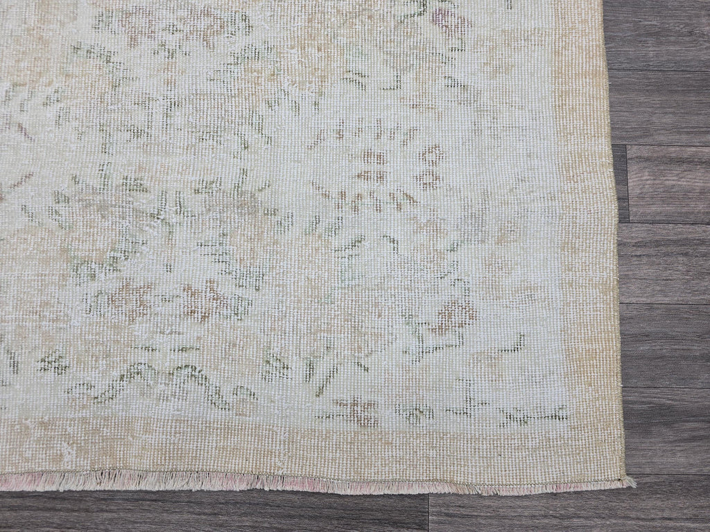 4x6 Vintage Turkish Oushak Rug: Hand-Knotted Wool, Cream Beige Floral
