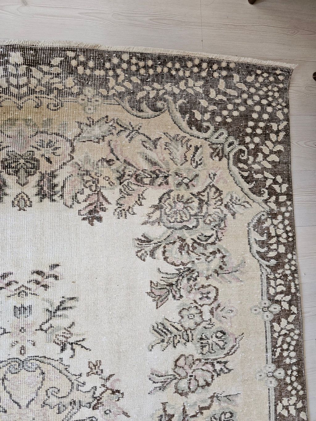6x9 Vintage Turkish Oushak Rug: Handmade Wool Floral Area Rug