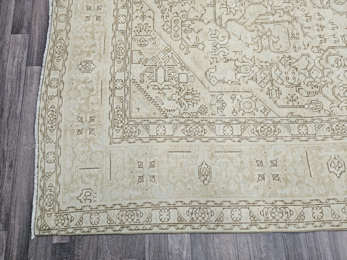 9.60x12.60 feet Geometric Vintage Neutral Heriz Area Rug Handmade