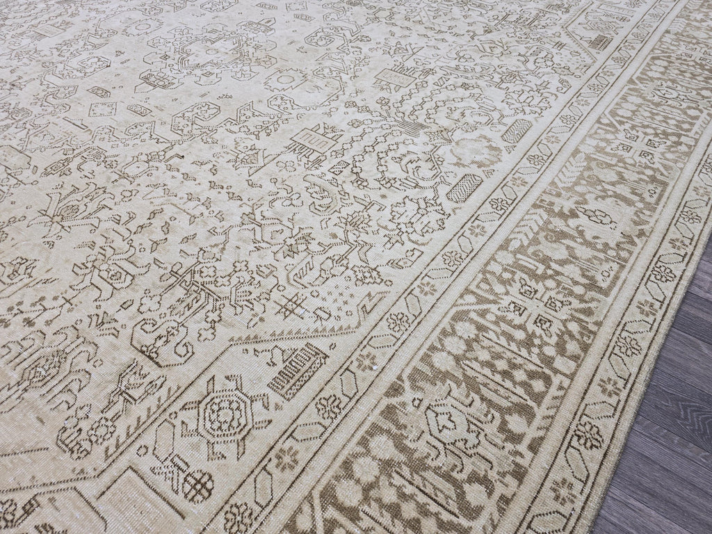 Large Vintage Turkish Oushak Rug: Handwoven Wool, Neutral Cream (9.3x12.4 ft)