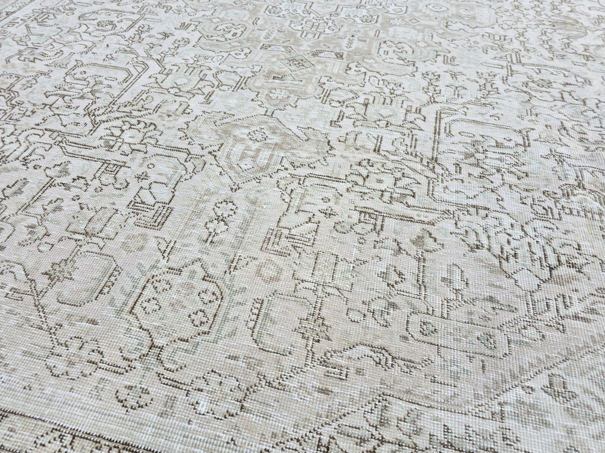 Oushak Rug 8x10, Vintage Hand Knotted Wool Rug, Faded Ivory  Area Rug for Dining Room, Neutral Antique Carpet, Coastal Decor
