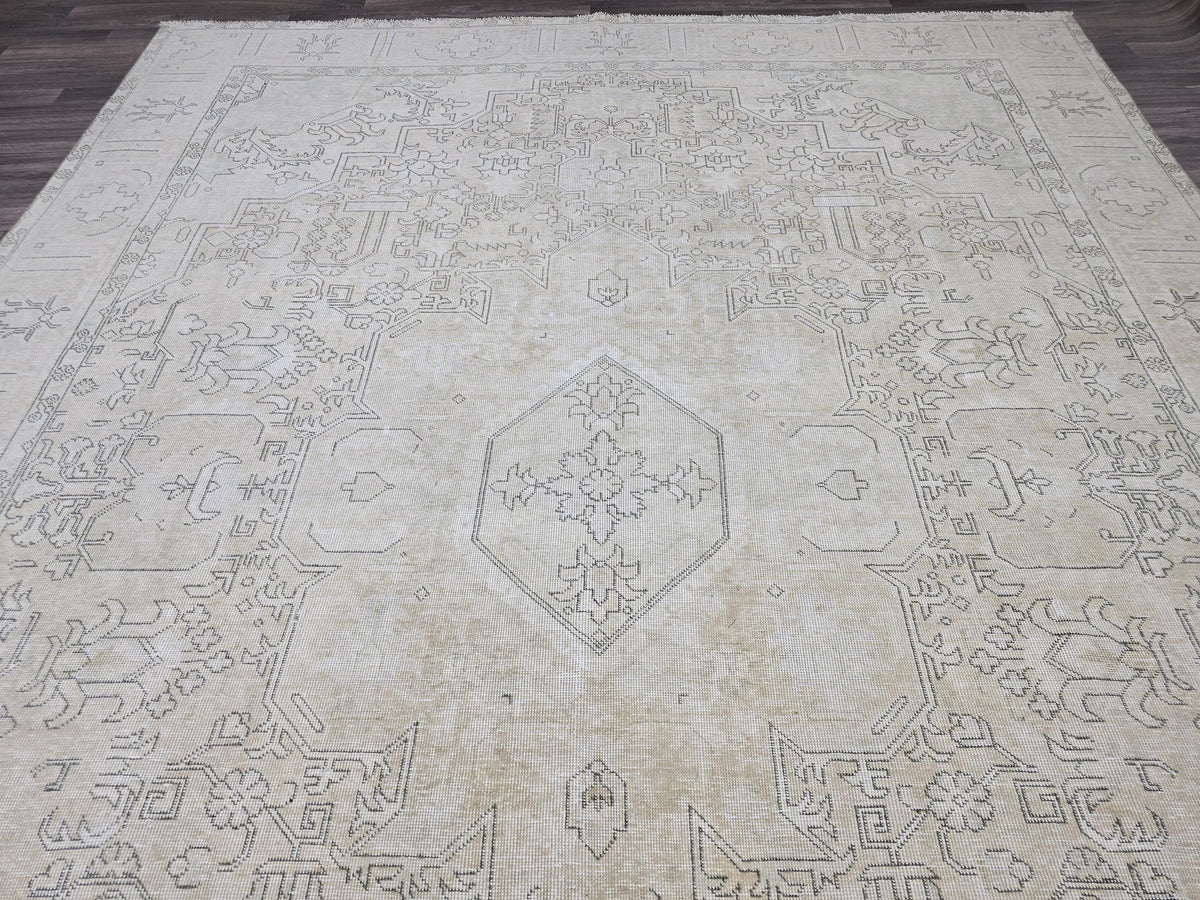 Oversized Neutral Oushak Rug: 9x12 Vintage Turkish Wool Carpet