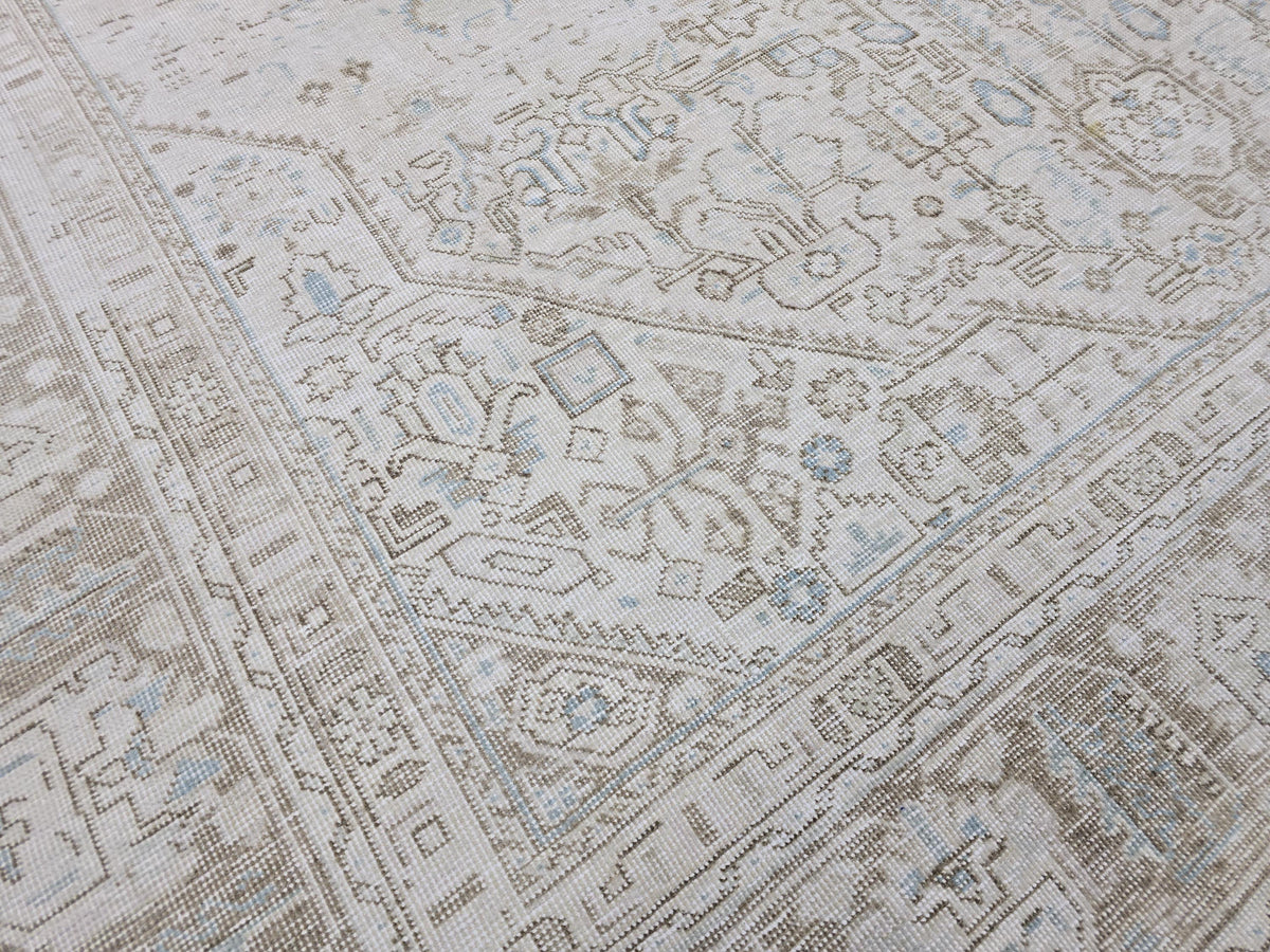 Vintage Turkish Oushak Rug 9x12: Hand-Knotted Wool, Beige & Blue