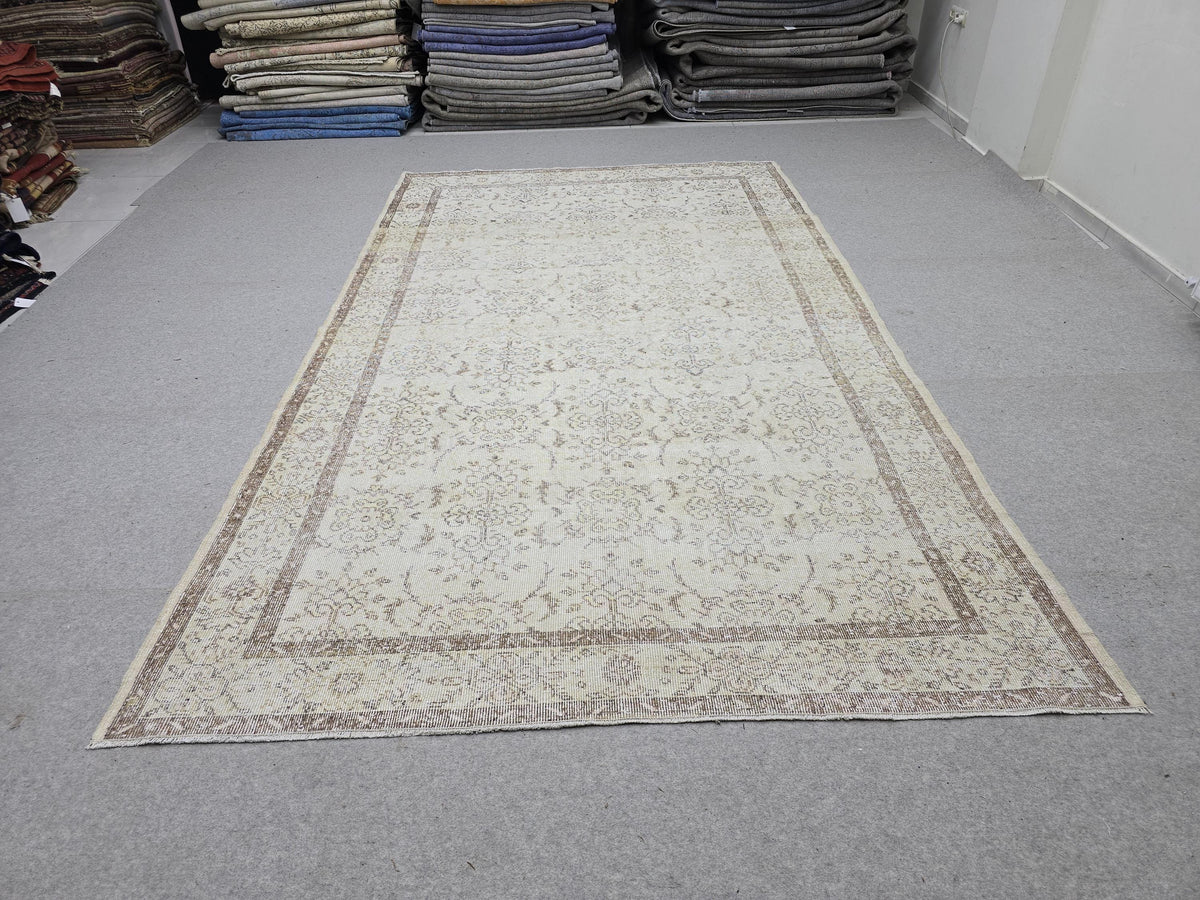 Vintage Rug 6x10, Cream Brown Floral Handknotted Wool Carpet, Muted Oushak Style Neutral Turkish Area Rug for Bedroom Scandinavian Decor