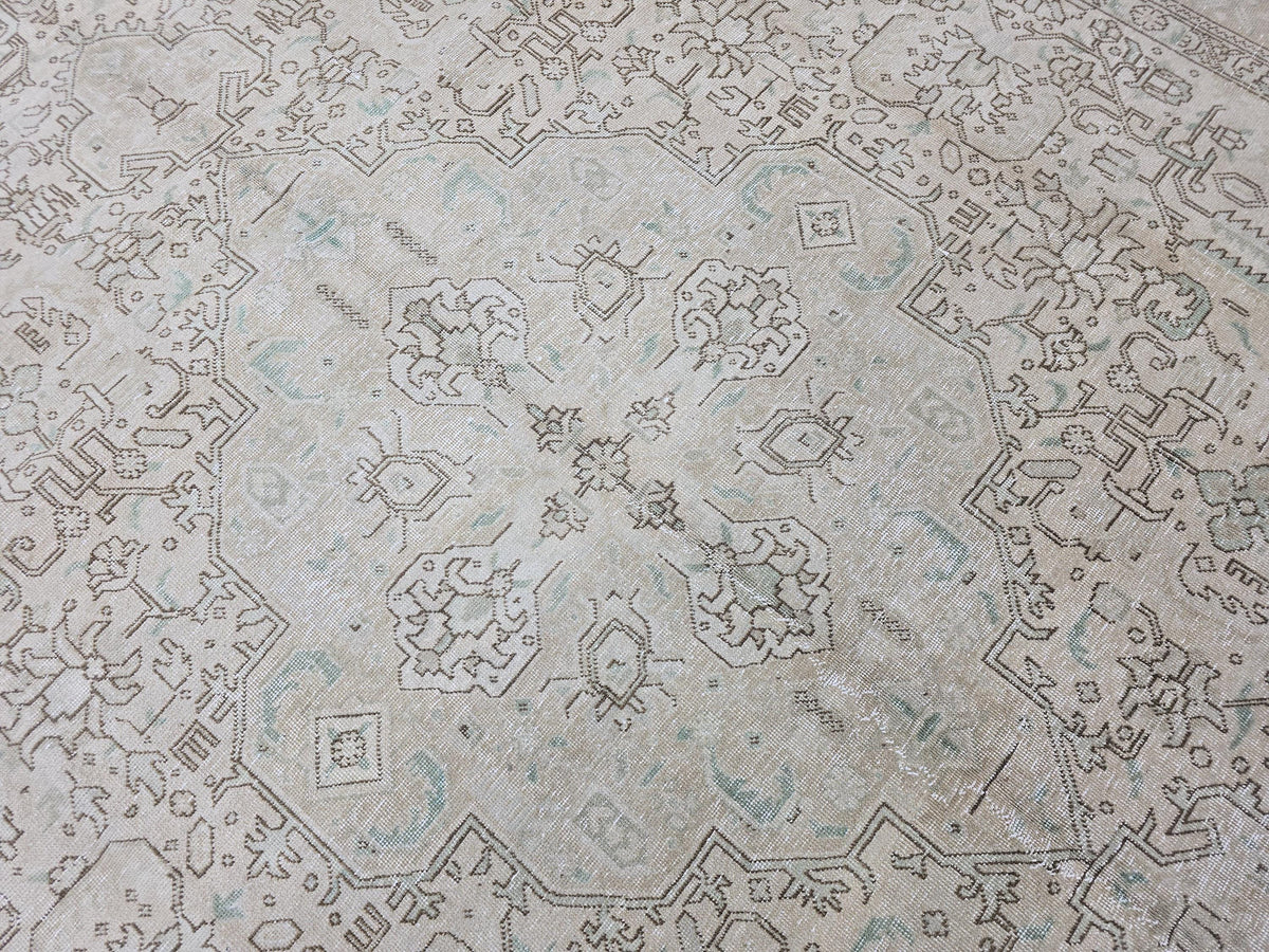 9x12 Vintage Oushak Rug: Hand-Knotted Turkish Wool, Neutral Boho Decor