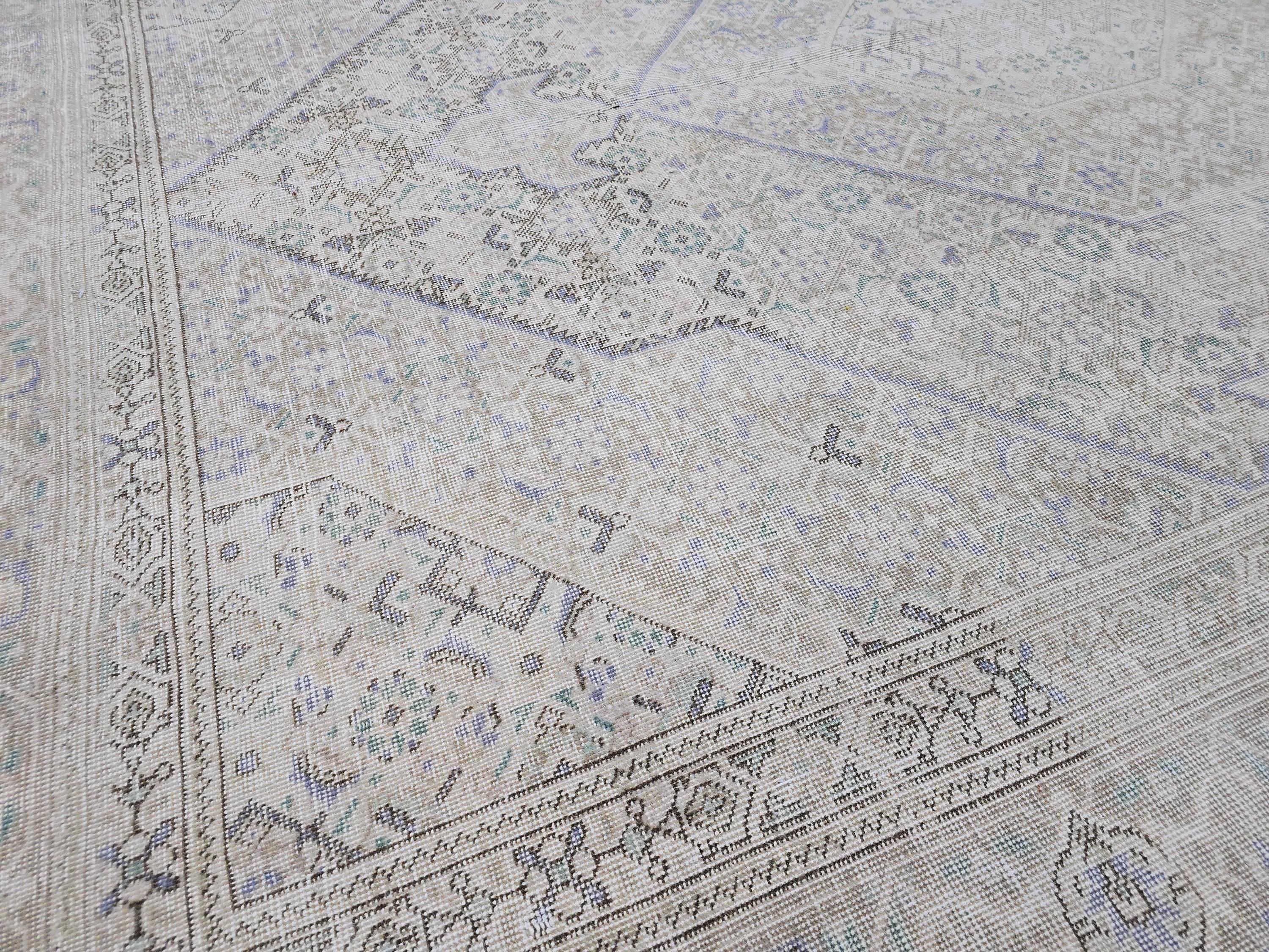 Hand Knotted Wool Oushak Rug: 9x13 Vintage Turkish Area Rug