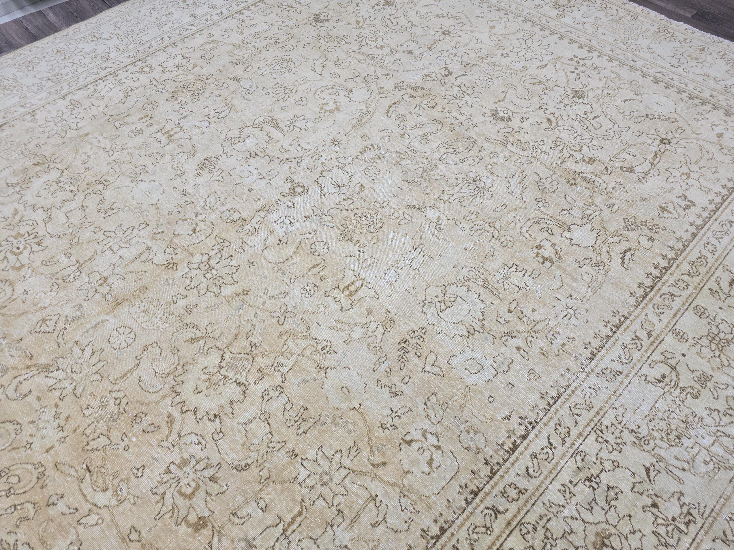 Oversize Oushak Rug: 9.70x12.25 ft, Hand-Knotted Wool, Neutral Farmhouse Decor