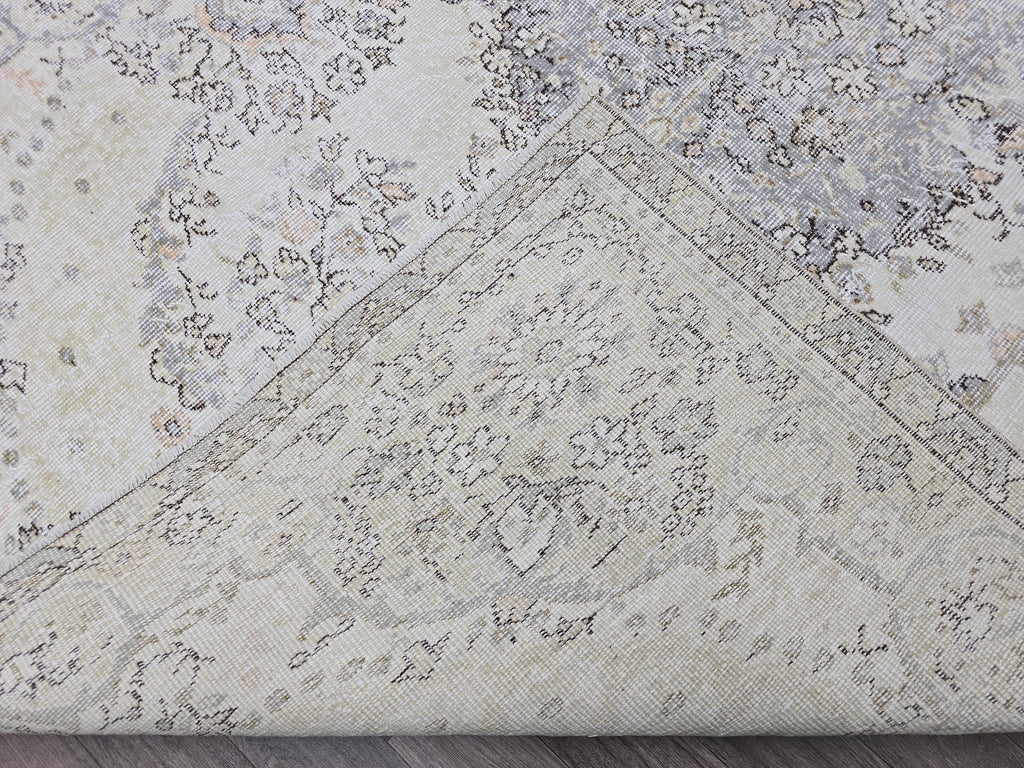Vintage Cream Oushak Rug 5x9: Muted Anatolian Style Wool Carpet