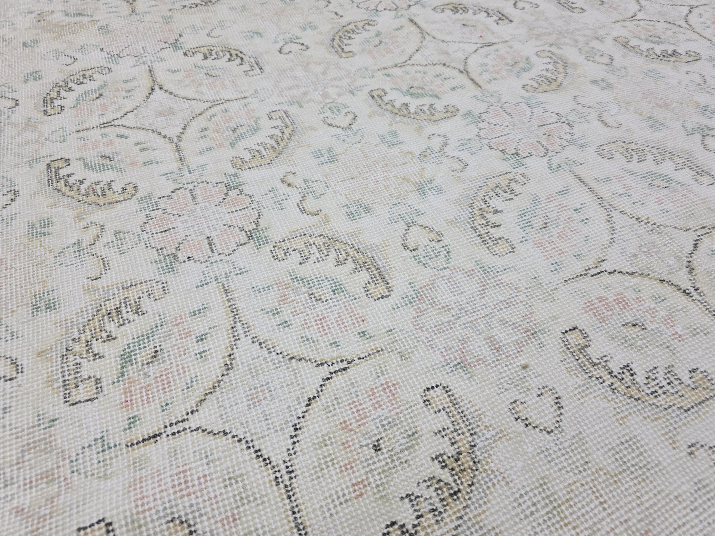 Wool Oushak Rug 6x10: Hand-Knotted  Cream Beige Vintage Turkish Rug