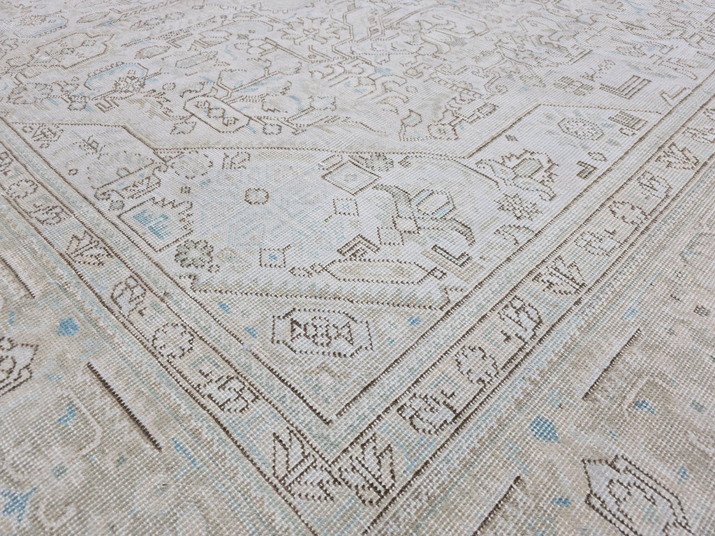 Classic Vintage Neutral Turkish Area Rug //9.60x11.75 feet