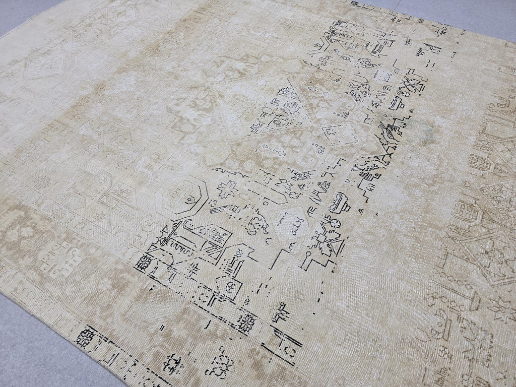 Vintage Rug 9x12, Distressed Cream Oushak Carpet, Faded Beige Medallion Hand Knotted Wool Area Rug for Dining Room