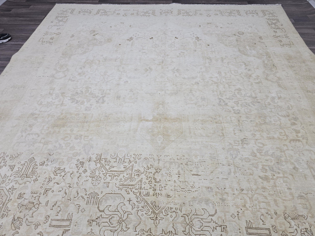 9x12 Vintage Oushak Rug: Handmade Neutral Turkish Area Carpet (9.45x12.85 ft)