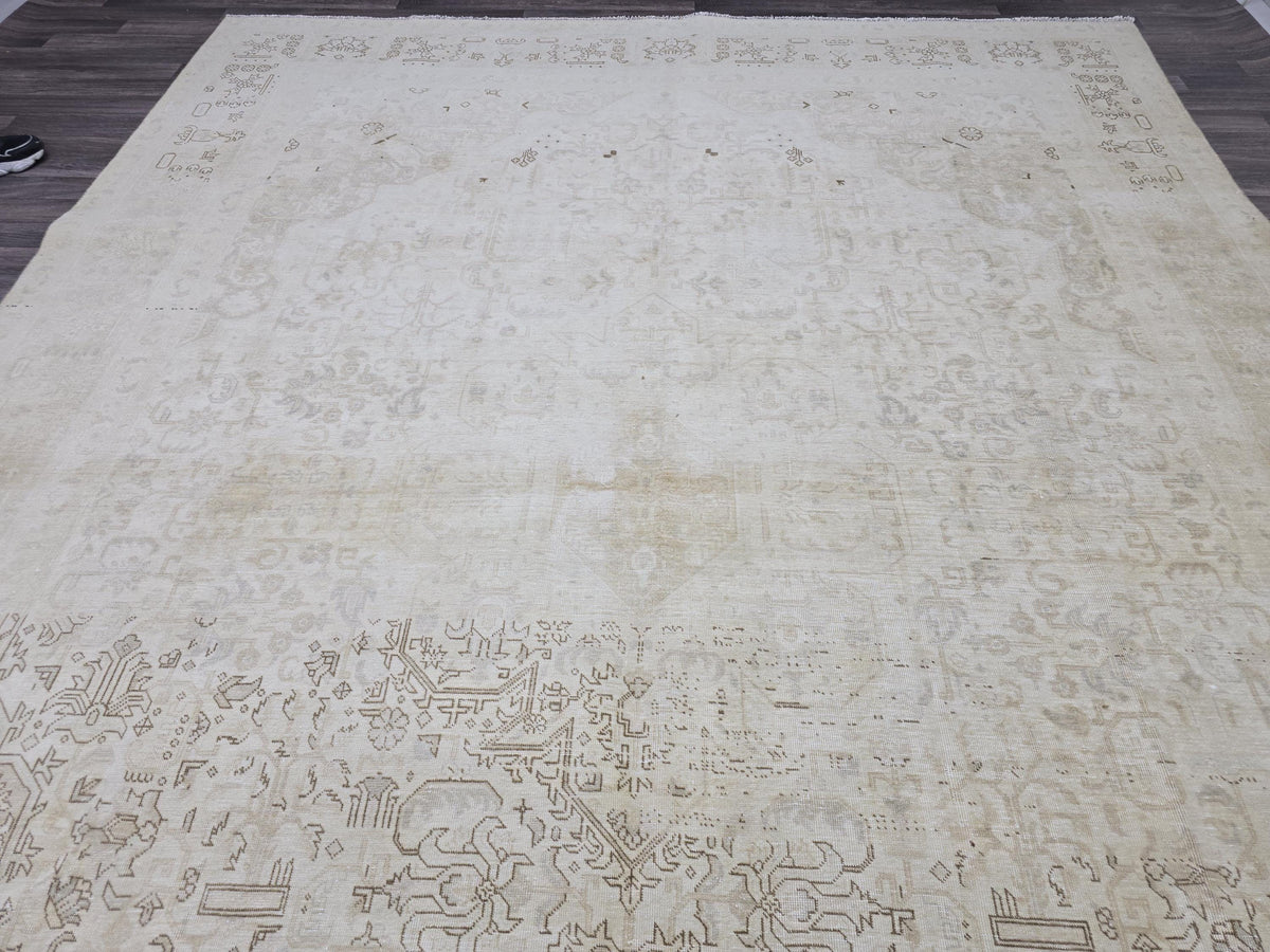 9x12 Vintage Oushak Rug: Handmade Neutral Turkish Area Carpet (9.45x12.85 ft)