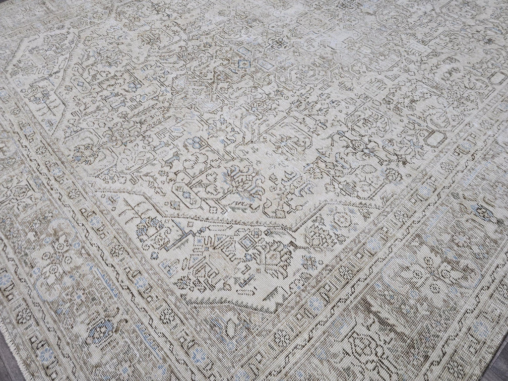 Oversized Neutral Oushak Rug: Vintage Turkish Wool Carpet (9.35x12.30 ft)