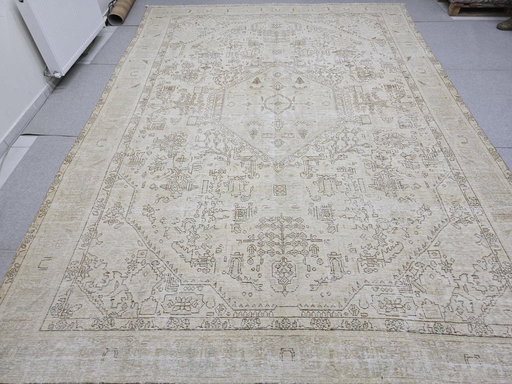 Oushak Rug 9x13, Muted Cream Beige Vintage Turkish Area Rug, Handknotted Wool Medallion Carpet for Living Room