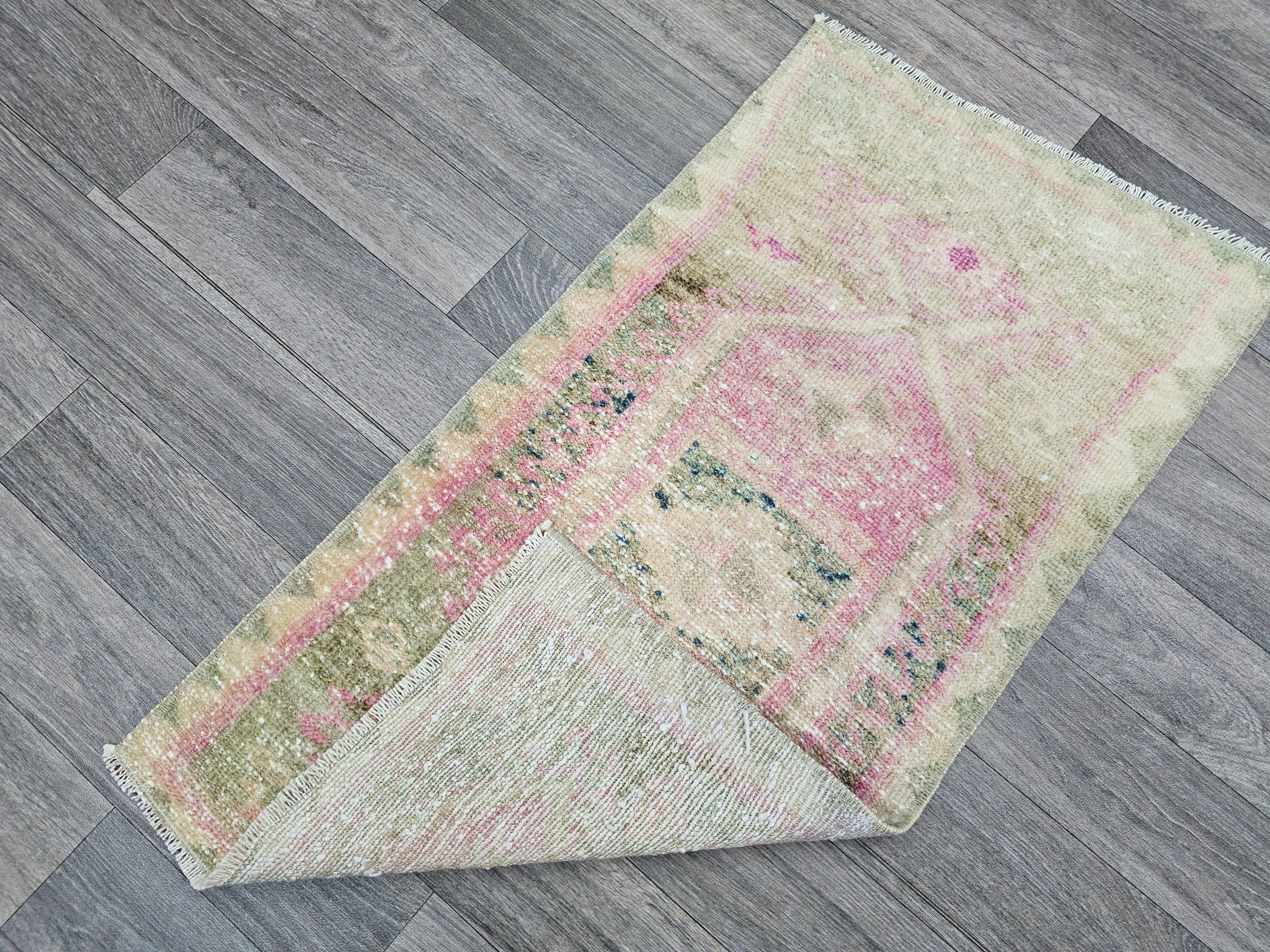 Faded Vintage Oushak Wool Rug: Turkish Doormat Bath Mat (18x33 inches)