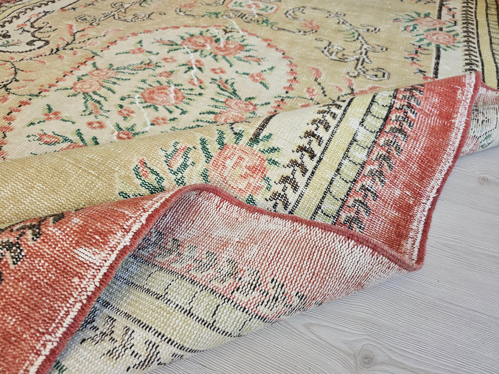 6x9 Hand Knotted Wool Vintage Turkish Isparta Rug
