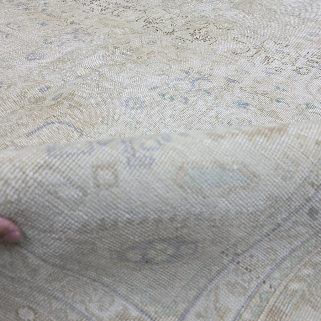 8x11 Vintage Oushak Rug: Neutral Anatolian Wool Carpet
