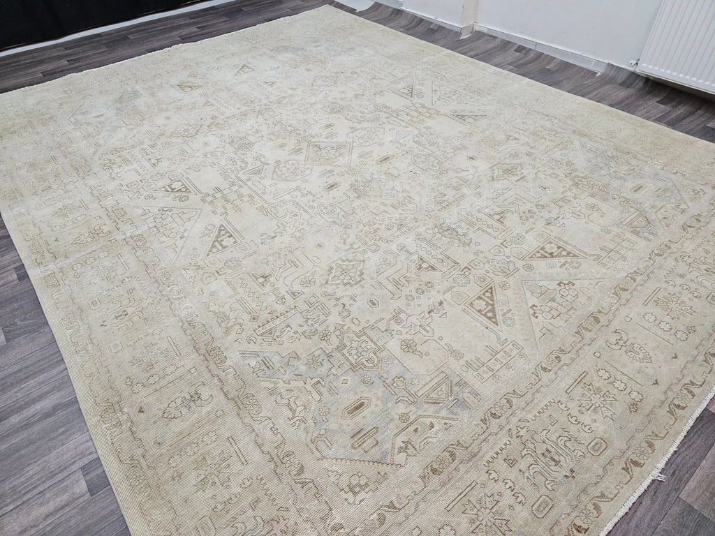 9x12 Distressed Oversize Neutral Anatolian Rug | Geometric Wool Area Rug
