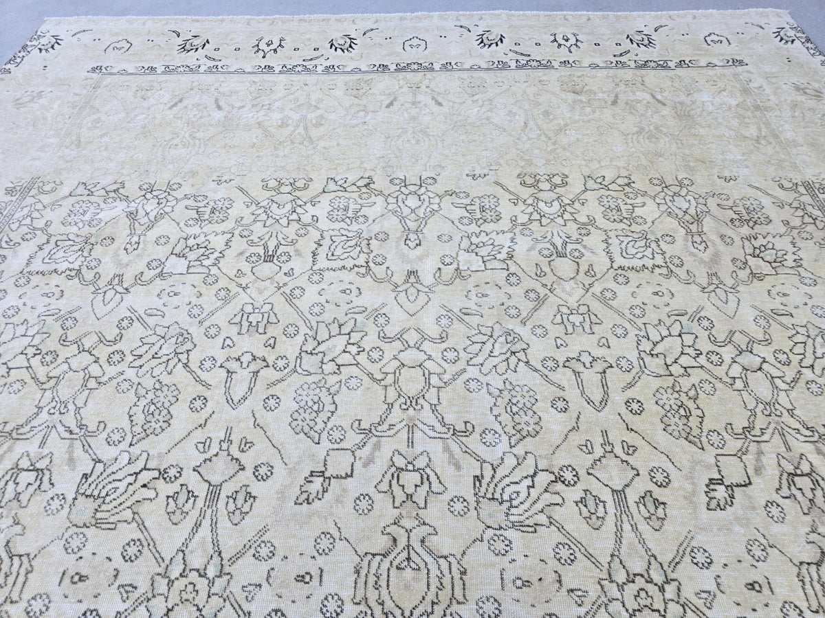 Turkish Rug 10x12, Faded Wheat Beige Wool Area Rug, Neutral All Over Floral Carpet for Living Room, Dining Room, Boho Rustic Decor