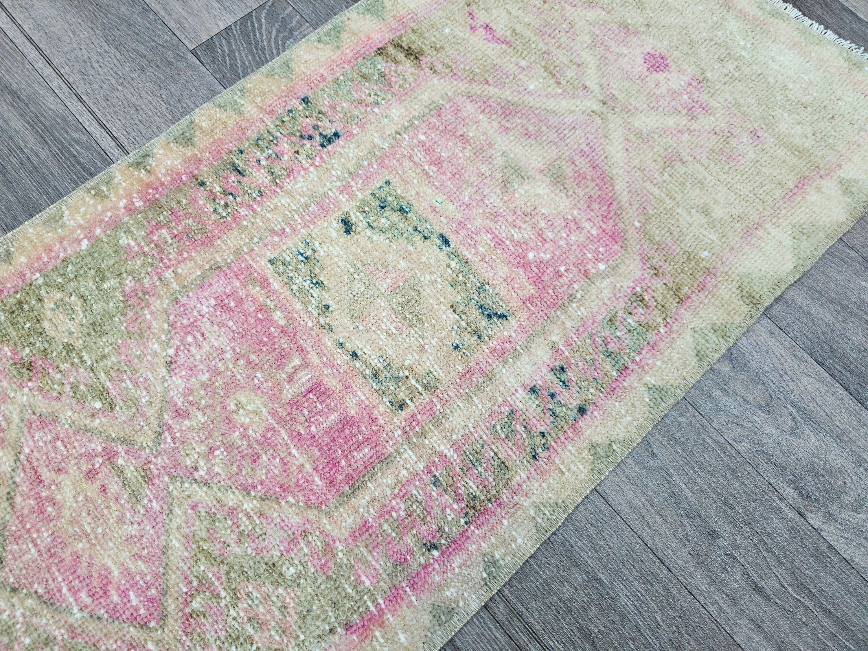 Faded Vintage Oushak Wool Rug: Turkish Doormat Bath Mat (18x33 inches)