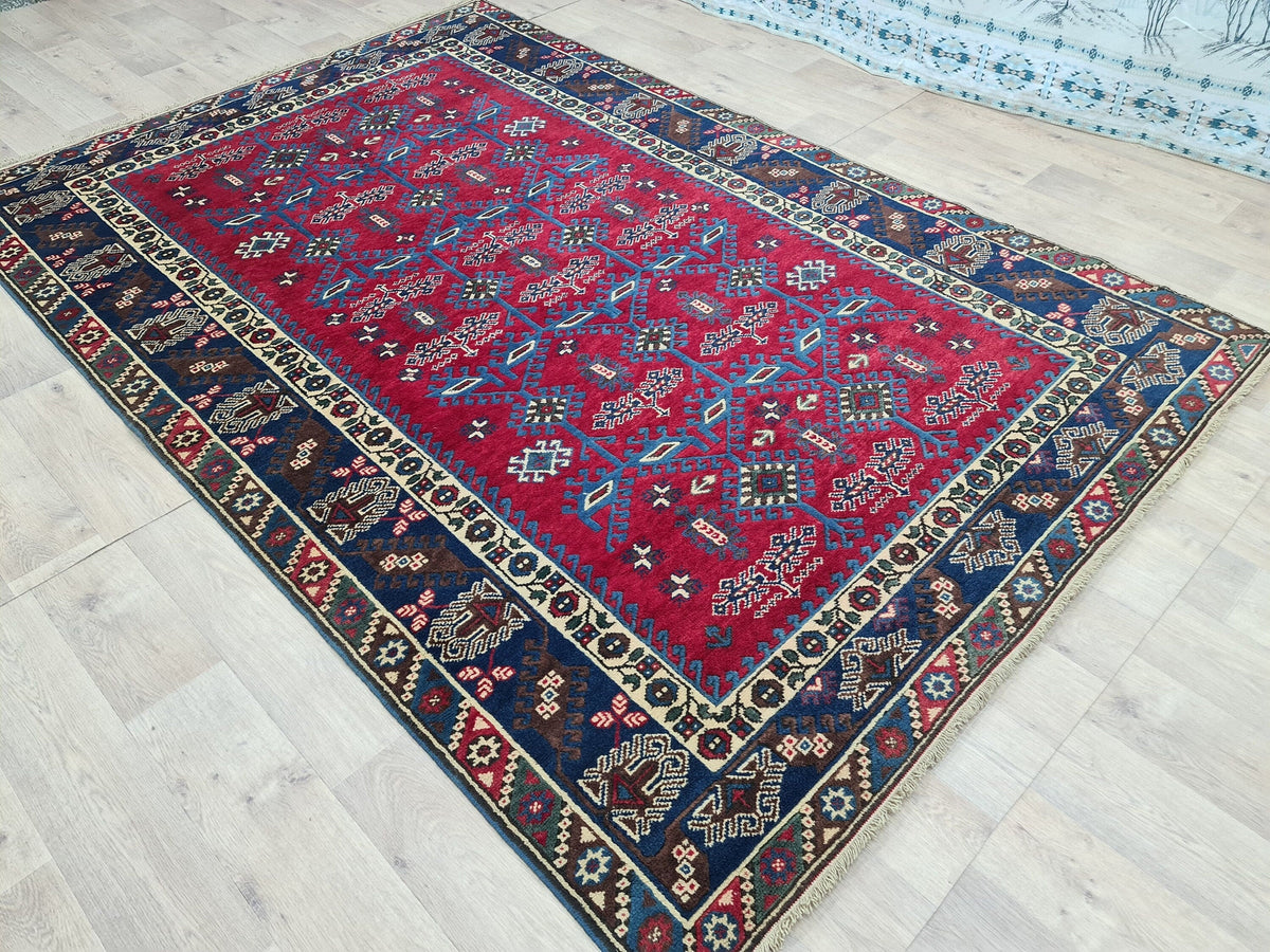 Hand-Knotted Wool Oushak Rug: 6x9 Turkish Area Rug